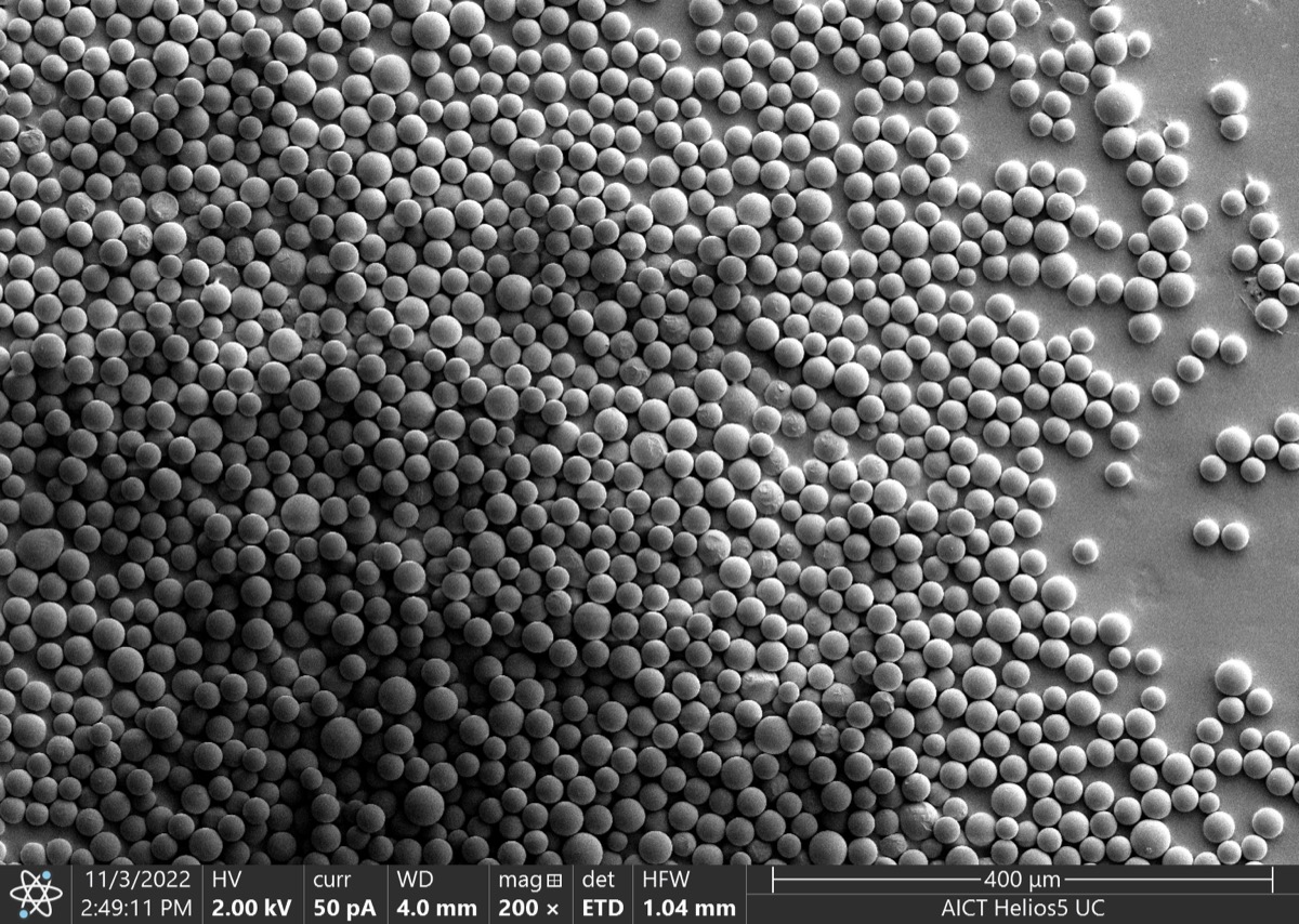 SEM x200 — 균일 분포